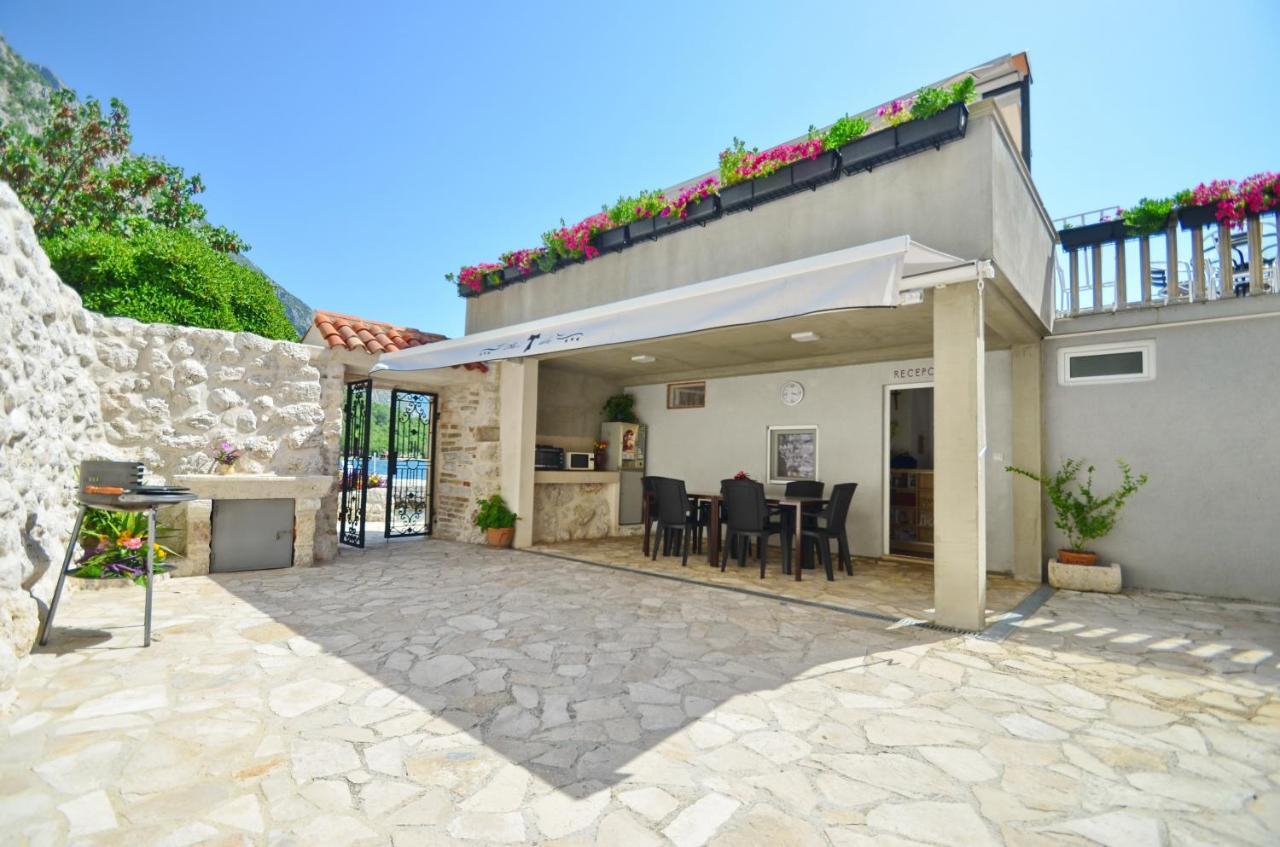 Apartament Tau Mir I Dobro Kotor Zewnętrze zdjęcie